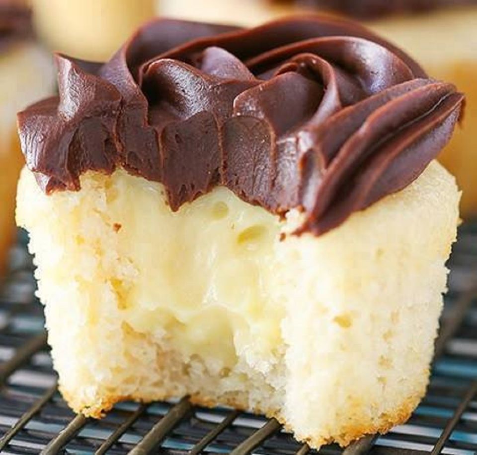 Boston Cream Cupcakes Grandmas Simple Recipes 