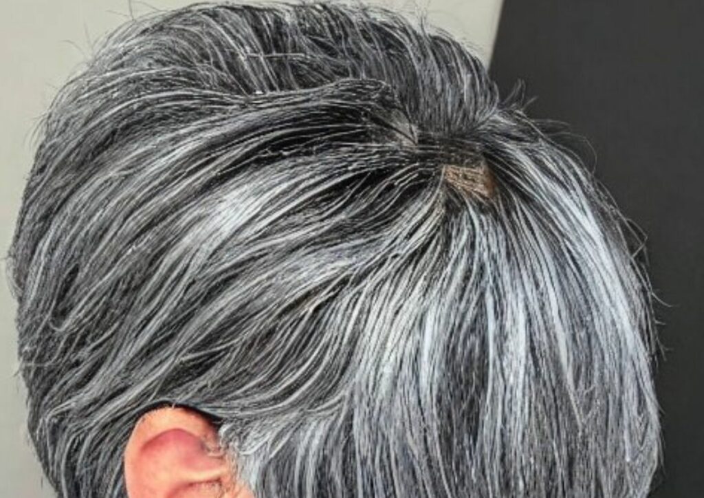 8-tips-for-turning-grey-hair-back-to-original-color-naturally